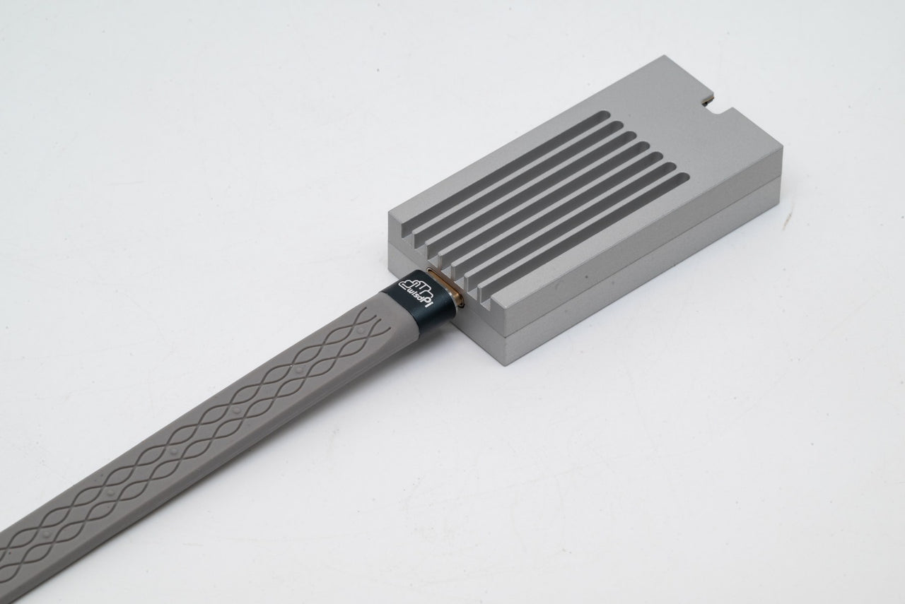 WisdPi WP-UT9 USB-C cable close-up with aluminum 10GbE adapter body