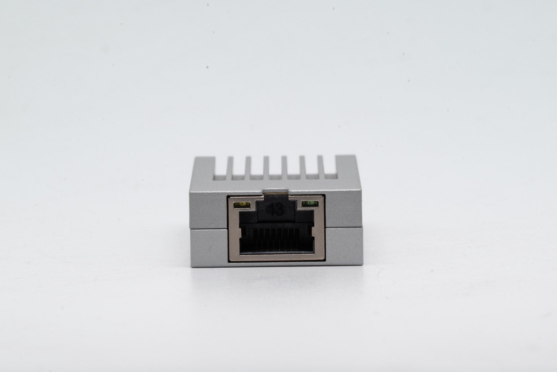 WisdPi WP-UT9 RJ45 Ethernet port front view